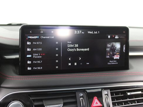 Used 2022 Genesis G70 3.3T w/ Sport Prestige Package AWD/4WD image 27