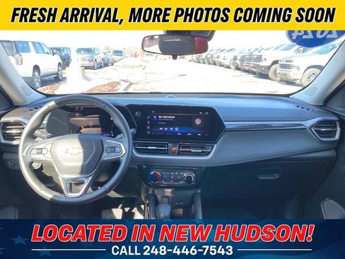 Used 2024 Chevrolet TrailBlazer LT w/ LT Cold Weather Package image 19