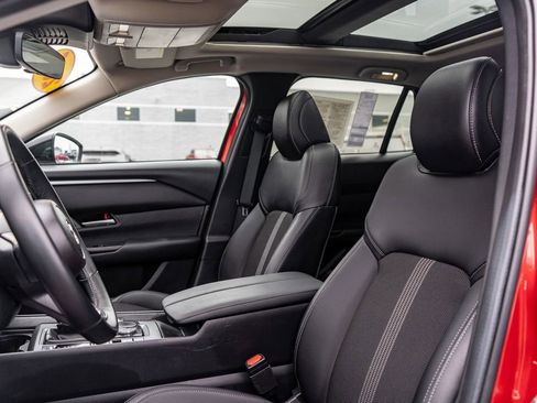 Used 2025 MAZDA CX-50 AWD 2.5 S w/ Premium Package image 21