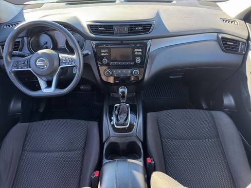 Used 2018 Nissan Rogue Sport S w/ S Appearance Package image 18