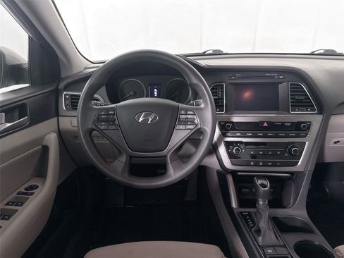 Used 2017 Hyundai Sonata Sport FWD image 29