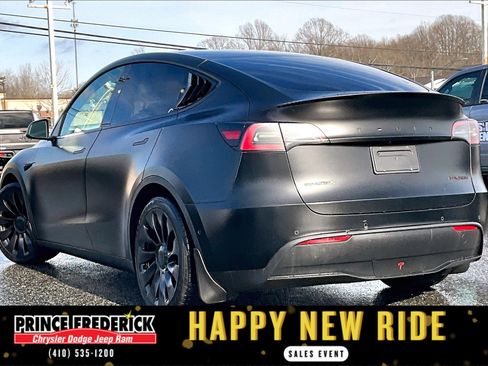 Used 2021 Tesla Model Y Performance image 10