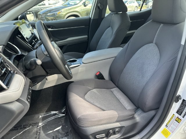 Used 2024 Toyota Camry LE FWD image 11