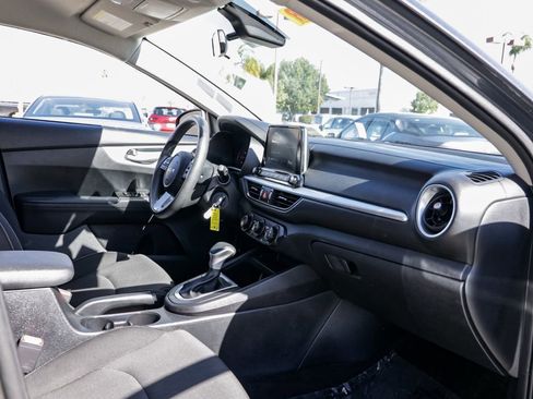 Used 2024 Kia Forte LXS image 19