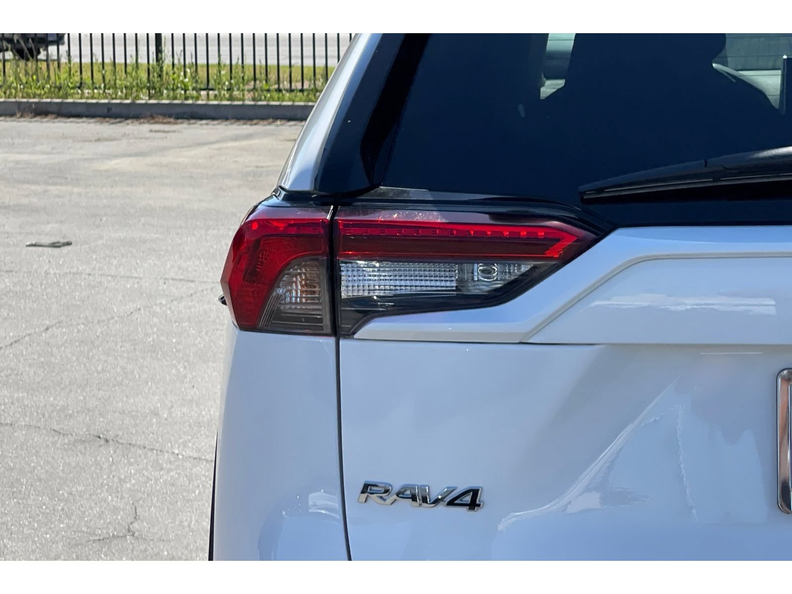 Used 2023 Toyota RAV4 LE AWD/4WD image 46