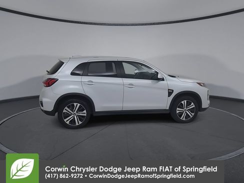 Used 2025 Mitsubishi Outlander Sport ES AWD/4WD image 16