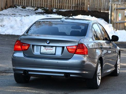 Used 2011 BMW 335i xDrive Sedan image 9