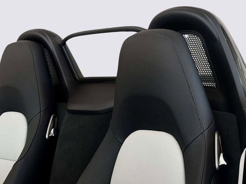 Used 2025 Porsche 718 Boxster S image 23