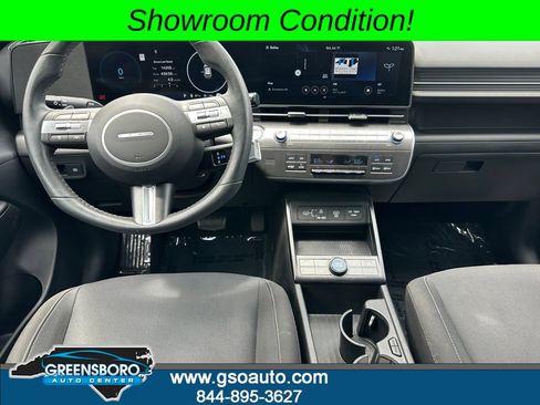 Used 2024 Hyundai Kona SEL FWD image 4