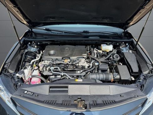 Used 2019 Toyota Camry LE FWD image 20