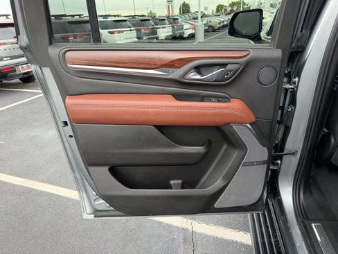 Used 2023 GMC Yukon XL Denali Ultimate AWD/4WD image 20