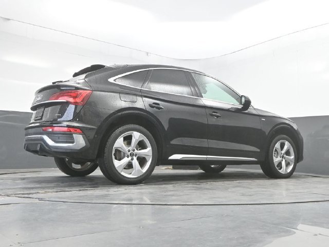 Used 2021 Audi Q5 Prestige w/ Prestige Package AWD/4WD image 40
