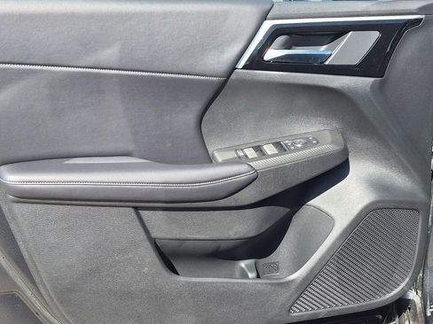 New 2025 Mitsubishi Outlander SE AWD/4WD image 15