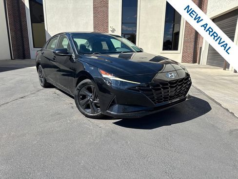 Used 2023 Hyundai Elantra SEL FWD image 1