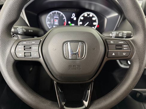 Certified 2025 Honda HR-V LX image 10