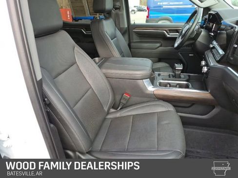 Used 2023 GMC Sierra 1500 SLT w/ SLT Premium Package image 39