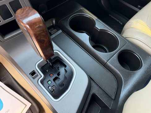 Used 2011 Toyota Tundra Limited image 18