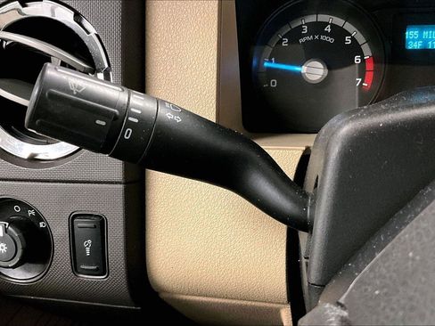 Used 2011 Ford F250 XLT w/ Camper Pkg image 30