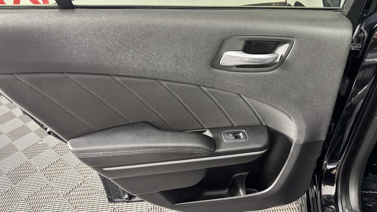 Used 2019 Dodge Charger GT RWD image 28