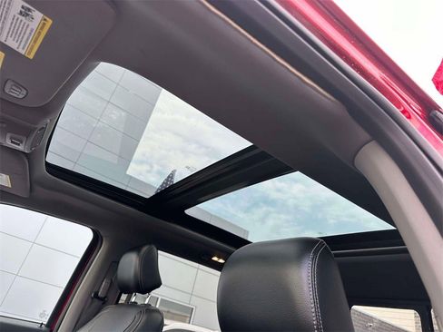 Used 2016 Ford F150 Lariat w/ Equipment Group 502A Luxury image 22