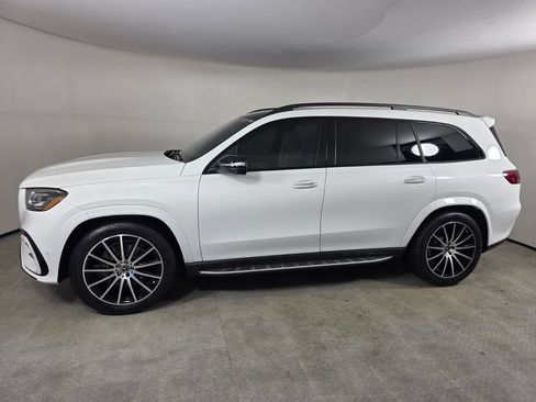 Certified 2026 Mercedes-Benz GLS 580 4MATIC image 7