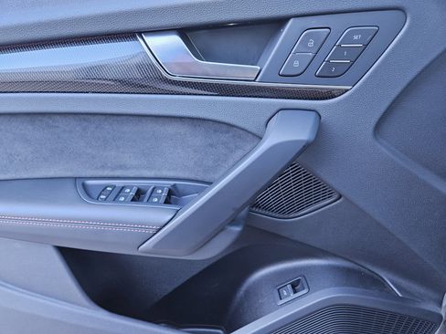Used 2021 Audi SQ5 Prestige w/ Prestige Package image 22