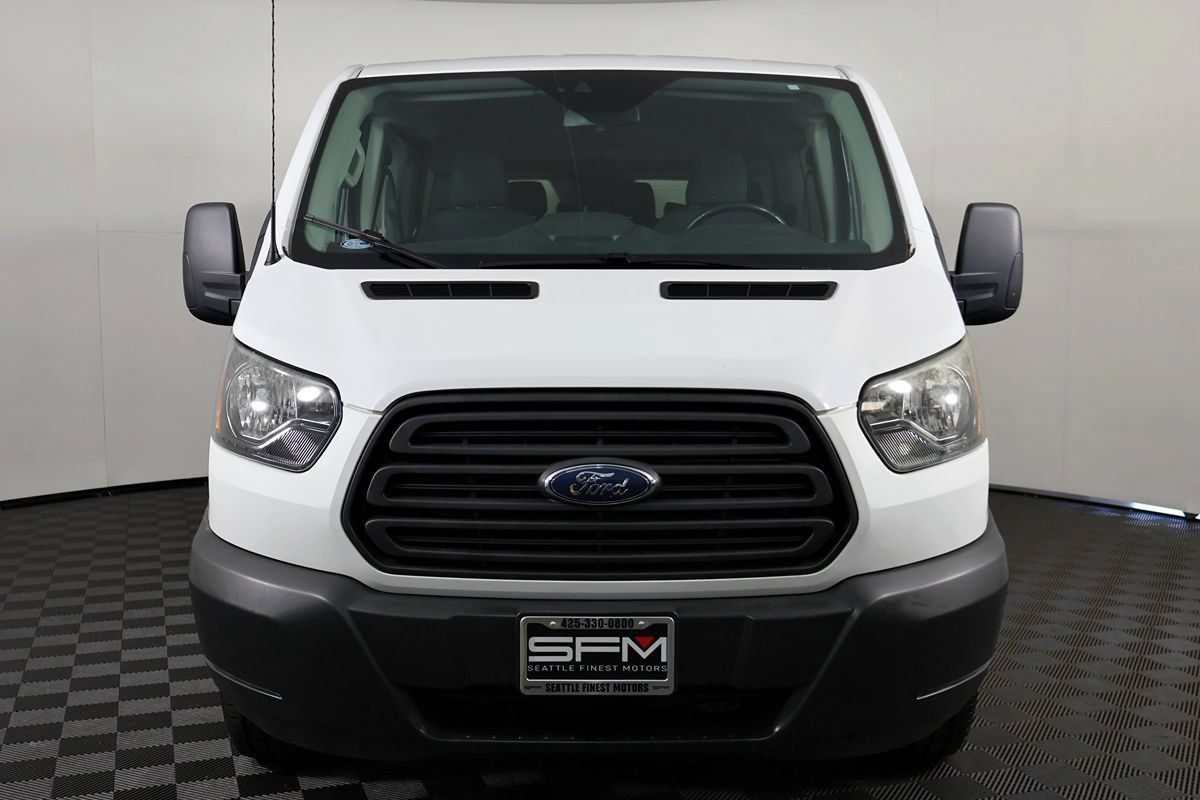 Used 2017 Ford Transit 150 XL RWD image 4