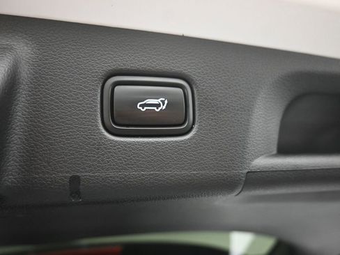 Used 2022 Hyundai Palisade SEL w/ Premium Package FWD image 11
