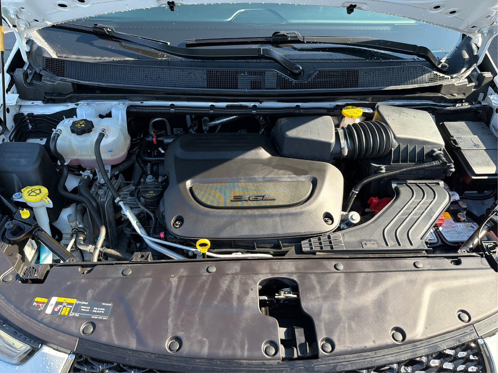 Used 2026 Chrysler Pacifica Limited FWD image 24
