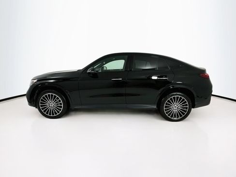 Used 2025 Mercedes-Benz GLC 300 4MATIC image 5