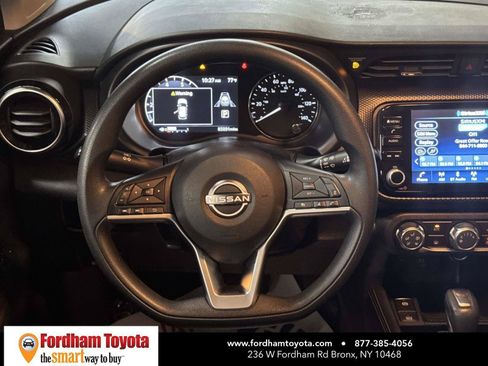 Used 2023 Nissan Kicks SV FWD image 15