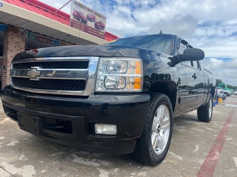 Used 2007 Chevrolet Silverado 1500 LTZ w/ EZ-Lift Tailgate Package image 5