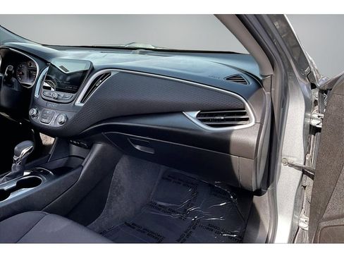 Used 2024 Chevrolet Malibu LS image 24