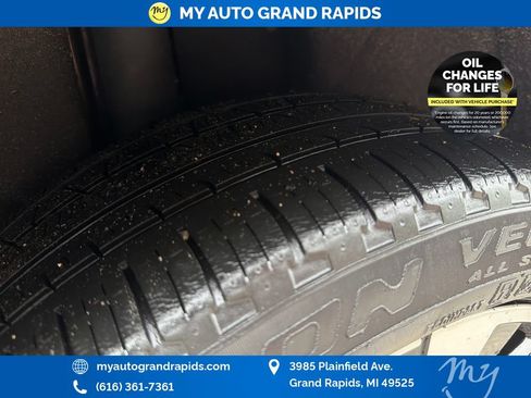 Used 2022 Volkswagen Taos SE AWD/4WD image 33