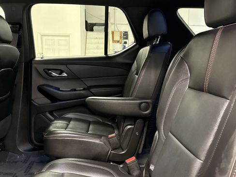 Used 2023 Chevrolet Traverse RS image 10