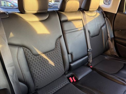 Used 2018 Jeep Compass Latitude w/ Popular Equipment Group image 7