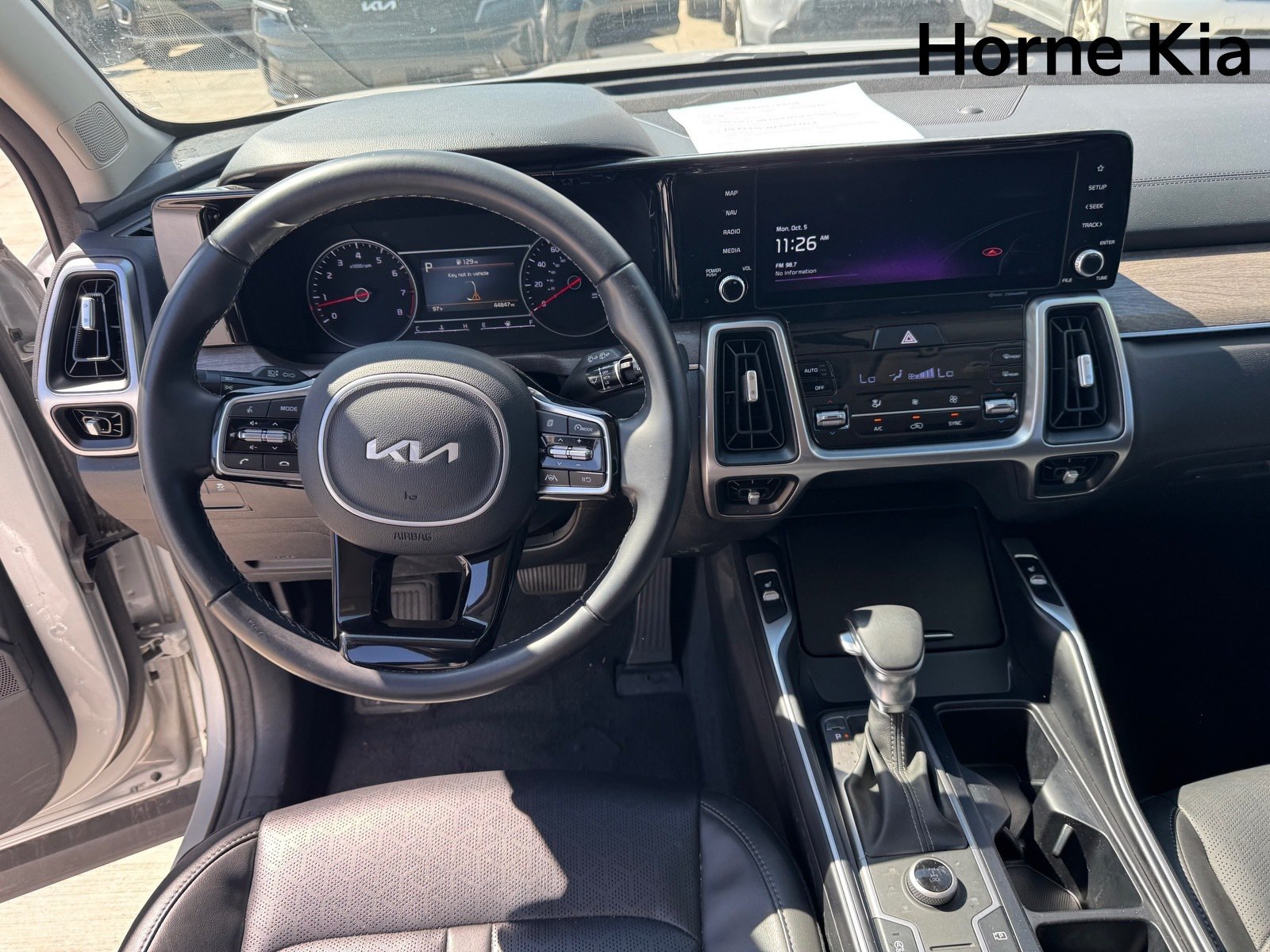 Certified 2022 Kia Sorento S AWD/4WD image 15