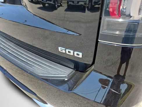 Used 2021 Cadillac Escalade ESV Premium Luxury Platinum AWD/4WD image 46