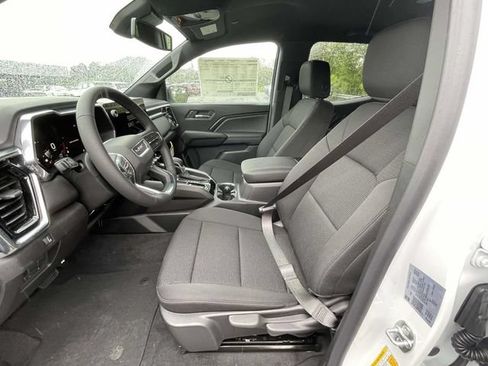 New 2026 GMC Canyon Elevation w/ Convenience Package RWD image 15