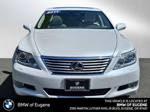 Used 2011 Lexus LS 460 AWD w/ Luxury Value Edition image 8