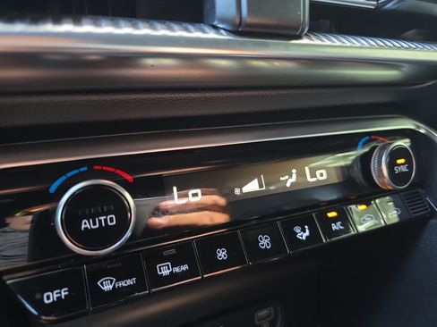 Used 2021 Kia K5 GT FWD image 16