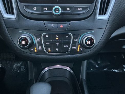 Used 2023 Chevrolet Malibu LT image 44