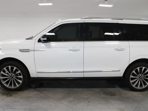 Used 2020 Lincoln Navigator L Reserve w/ Luxury Package AWD/4WD image 6