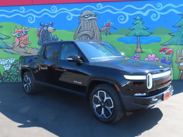 Used 2023 Rivian R1T Adventure Dual AWD/4WD image 1