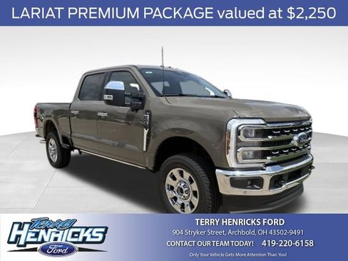 New 2026 Ford F250 Lariat w/ Lariat Premium Package AWD/4WD image 1
