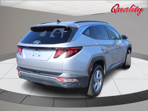 Used 2024 Hyundai Tucson SEL AWD/4WD image 3