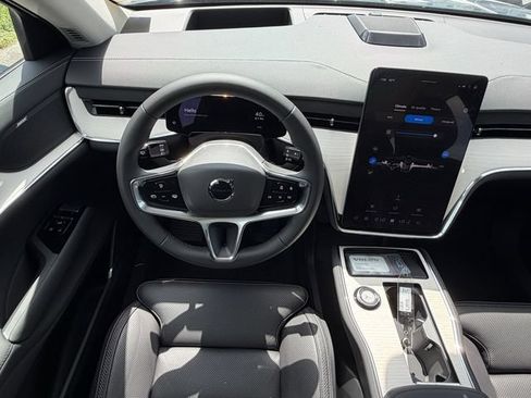 New 2026 Volvo EX90 Ultra AWD/4WD image 16