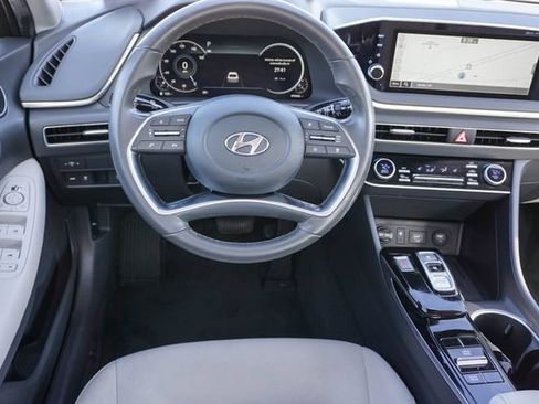 Used 2023 Hyundai Sonata SEL w/ Convenience Package FWD image 12