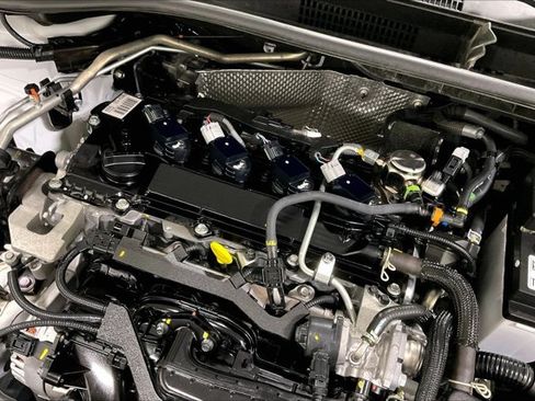 Certified 2026 Toyota Corolla Cross L FWD image 31