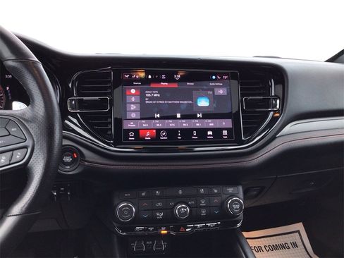 Used 2024 Dodge Durango GT image 14